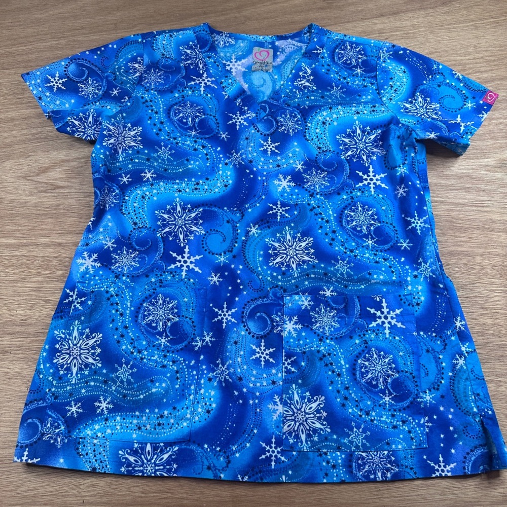 Peaches Uniforms Scrub Top Womens S Blue Snowflake Print Nurse Medical V Neck